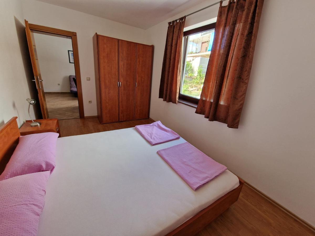 Apartments Lacic 3 Crikvenica Exterior foto